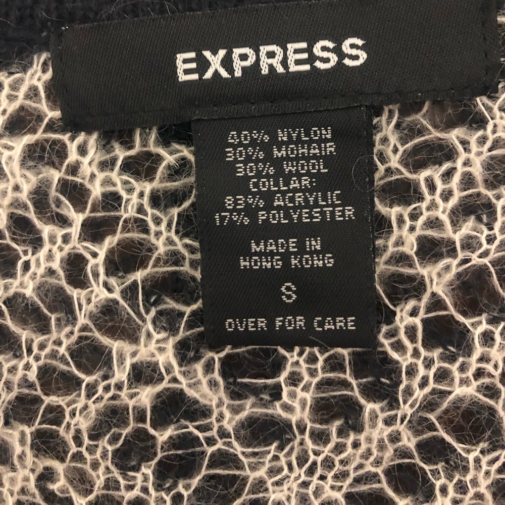 Express Cardigan - Picture 3 of 5